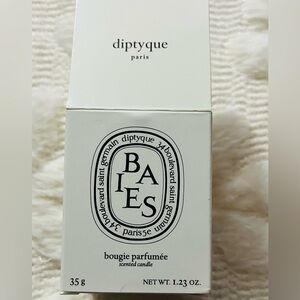 Diptyque Baies Scented Candle in White Glass - 35g